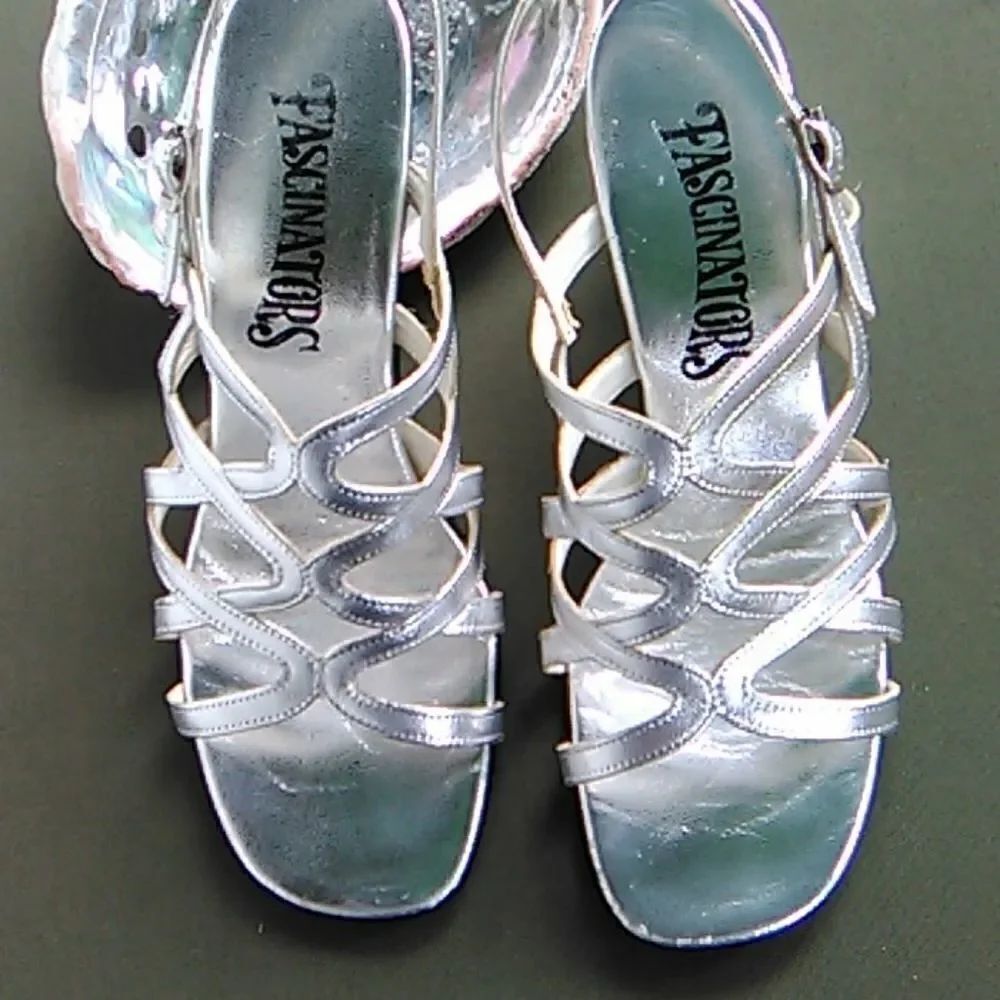 Vintage Fascinators Silver Heels